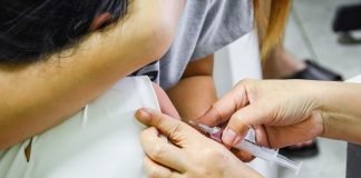 New Study Shows Vaccinated Cancer Patients Experience Reduced Rates of Hospital and ICU Admissions