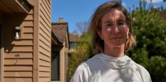 Her First Colonoscopy Cost Her US $ 0. Her Second Cost US $ 2,185. Why?